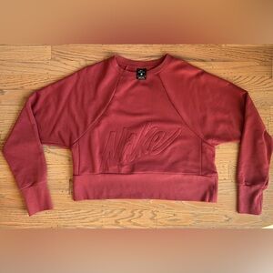 NIKE Dri-FIT Cropped Sweatshirt | Maroon, size: small